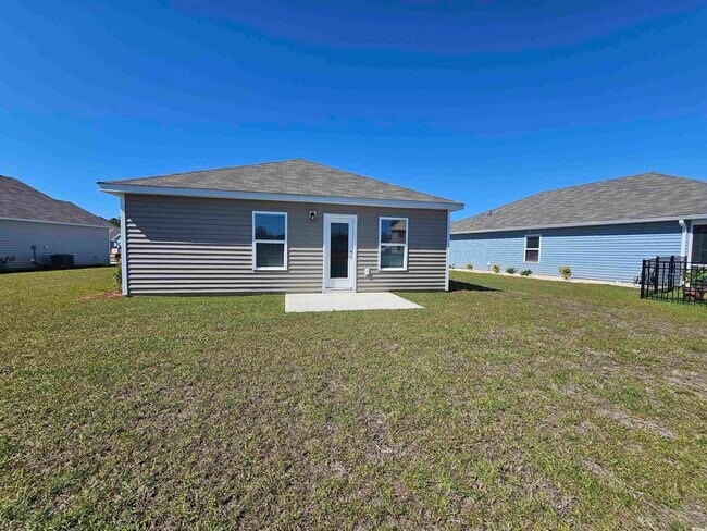 154 Cambridge Dr in Tabor City, NC - Building Photo - Building Photo