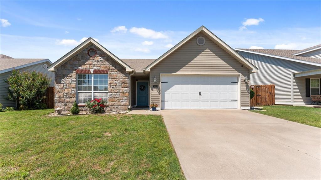 4486 W Serviceberry Dr in Fayetteville, AR - Building Photo