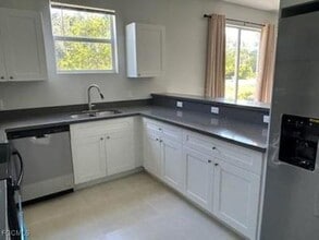 1027 Sweet Lake Cir in Clewiston, FL - Building Photo - Building Photo