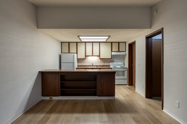 Wentworth in Roseville, MI - Foto de edificio - Interior Photo