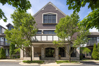 Winngate Condominiums in Winnetka, IL - Foto de edificio - Building Photo