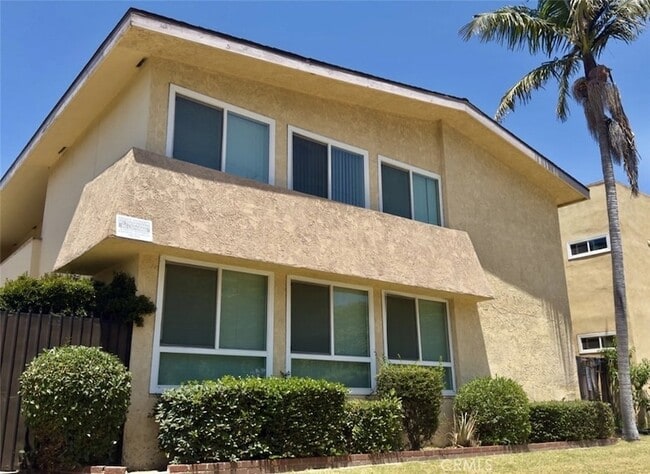 property at 10949 Pioneer Blvd