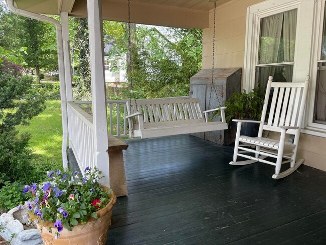 320 N Poplar St in Aberdeen, NC - Building Photo - Building Photo