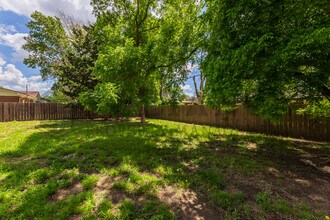 2449 W 25th St N in Wichita, KS - Building Photo - Building Photo