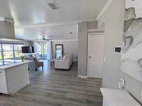 79 N Meadow Dr in Plant City, FL - Building Photo - Building Photo