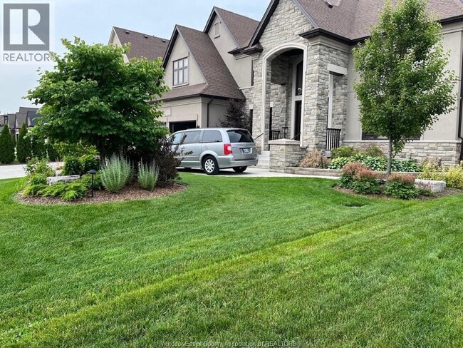 2023 Serenity Cir in Windsor, ON - Building Photo - Building Photo