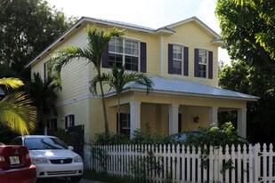 1106 Florida Ave in West Palm Beach, FL - Building Photo