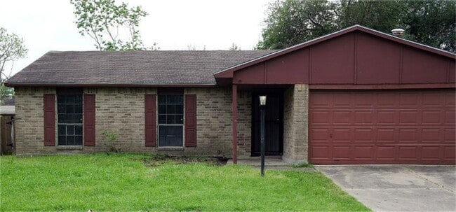4811 Raven Ridge Dr