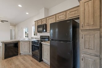 5510 Clark Rd in Paradise, CA - Building Photo - Building Photo