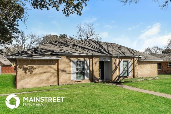 621 Granada Dr in Garland, TX - Building Photo - Building Photo