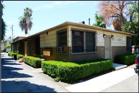 1607-1609 1/2 S Gramercy Pl in Los Angeles, CA - Foto de edificio - Building Photo