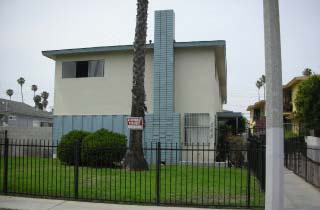 545 E 99th St in Inglewood, CA - Foto de edificio