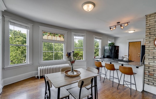 2501 Garfield Ave in Minneapolis, MN - Building Photo - Building Photo