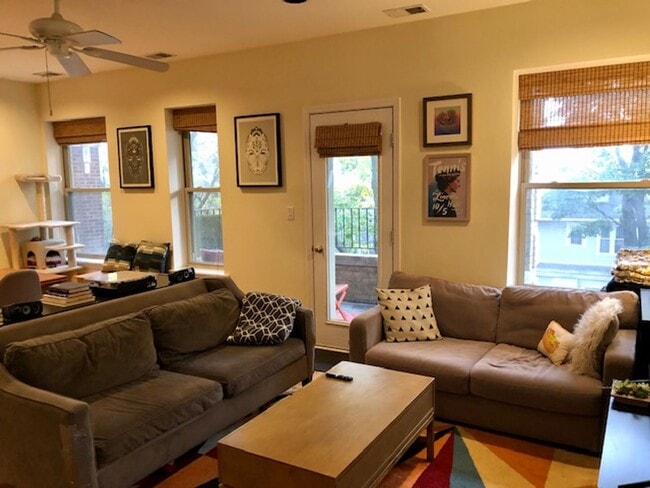 4716 N Bernard St in Chicago, IL - Building Photo - Building Photo