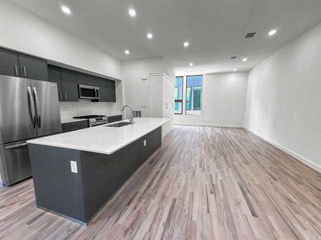 4803 Manett St-Unit -102 in Dallas, TX - Building Photo