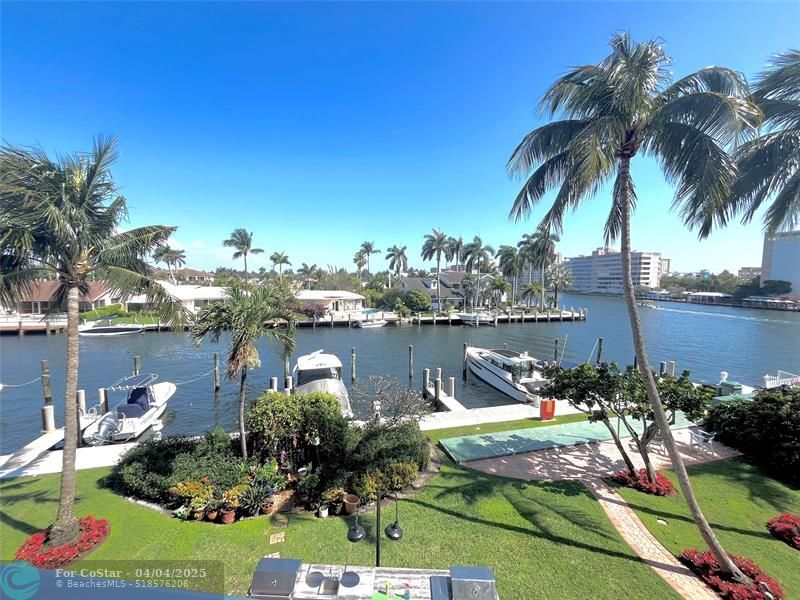 140 NE 28th Ave in Pompano Beach, FL - Building Photo