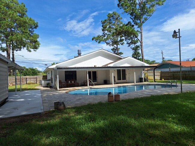 3012 Laurie Ave in Panama City, FL - Building Photo - Building Photo