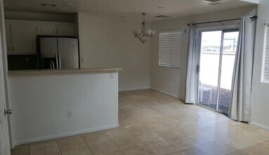 412 Willow St in Wellsville, KS - Building Photo - Building Photo