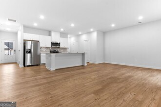 1105 Holland Rose Dr in Lawrenceville, GA - Building Photo - Building Photo