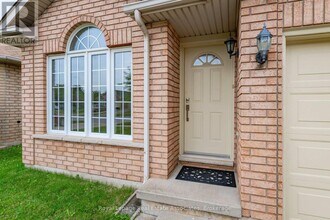 2887 Darien Rd in Burlington, ON - Building Photo - Building Photo
