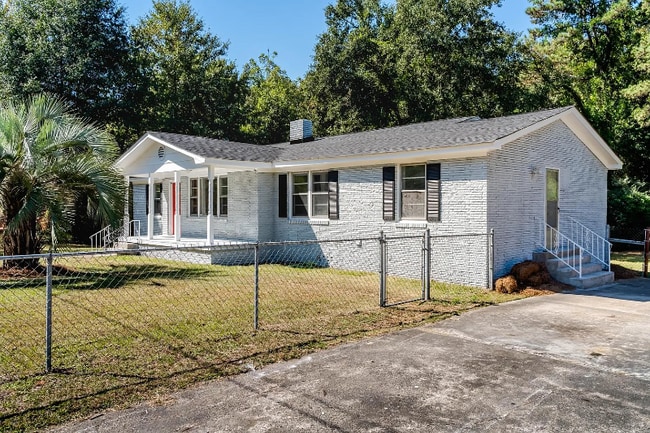 property at 10 Carroll Ct