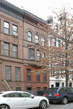 319 W 84th St in New York, NY - Building Photo - Primary Photo