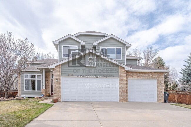 property at 2432 Mallard Cir