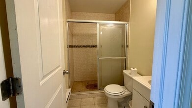 3311 Kensington Ave in Philadelphia, PA - Building Photo - Building Photo