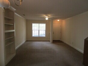 1045 Cutleaf Dr in Sumter, SC - Building Photo - Building Photo