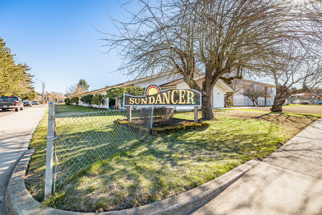 Sundancer Apartment in Auburn, WA - Foto de edificio