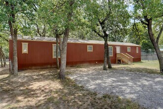 1652 Sheila Dr, Unit The Finery-407 in Azle, TX - Building Photo - Building Photo