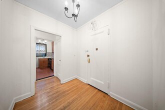 78-10 34th Ave in Queens, NY - Building Photo - Building Photo