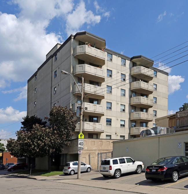 21 East Ave S in Hamilton, ON - Building Photo - Primary Photo