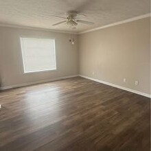 1048 Bridge Ave in Waynesboro, VA - Building Photo - Building Photo