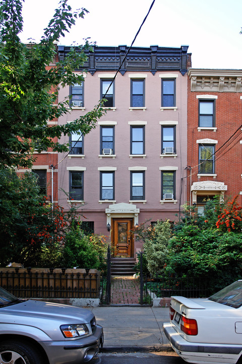 carols gardens gem in Brooklyn, NY - Building Photo