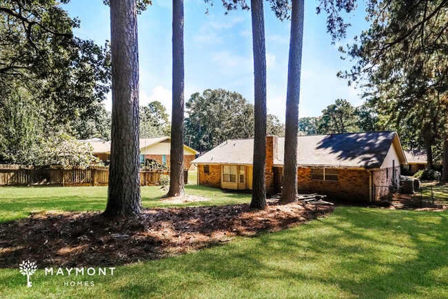 126 Oak Hill Pl in Brandon, MS - Building Photo - Building Photo