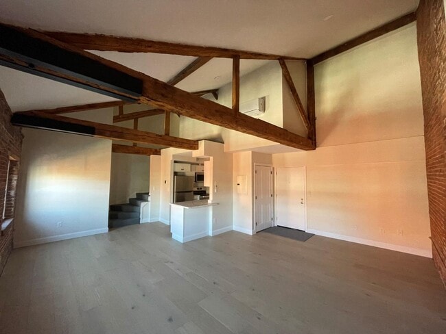 4 Central St in Salem, MA - Building Photo - Building Photo