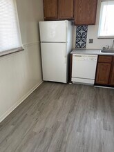 2192 Vernier Rd in Grosse Pointe Woods, MI - Building Photo - Building Photo
