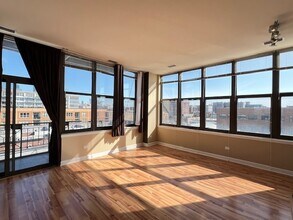 15 S Throop St in Chicago, IL - Building Photo - Building Photo