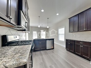 185 National Dr in Clayton, NC - Building Photo - Building Photo