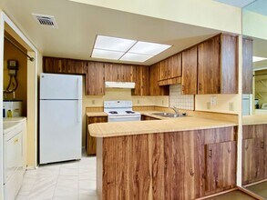 64 Windtree Ln in Winter Garden, FL - Foto de edificio - Building Photo