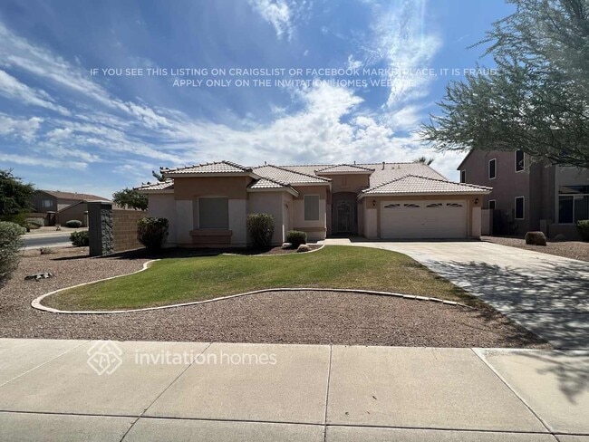 property at 2995 E Santa Rosa Dr