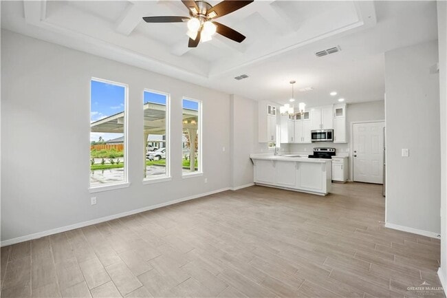 845 Deluxe St in Alamo, TX - Building Photo - Building Photo