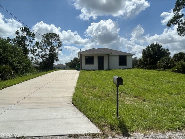 property at 5005 Gramercy Rd