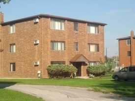 14036 Kilpatrick Ave Apartamentos