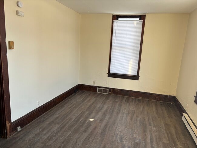 415 Putnam St in Eau Claire, WI - Building Photo - Building Photo