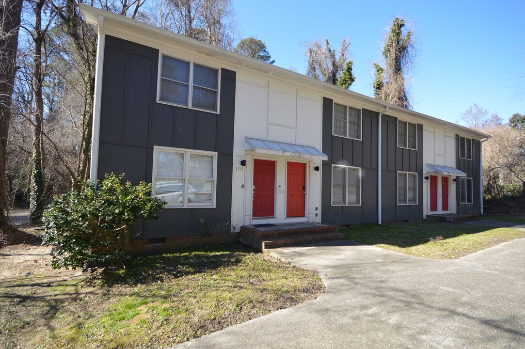 1212 Carlton Ave in Raleigh, NC - Building Photo