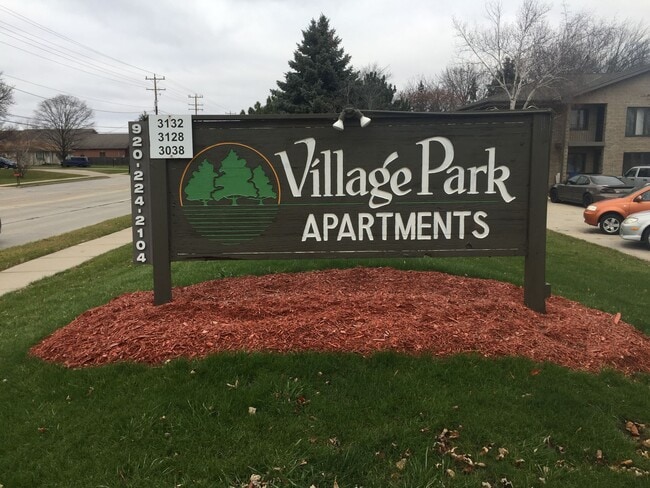 Village Park Apartments-Appleton in Appleton, WI - Building Photo - Building Photo