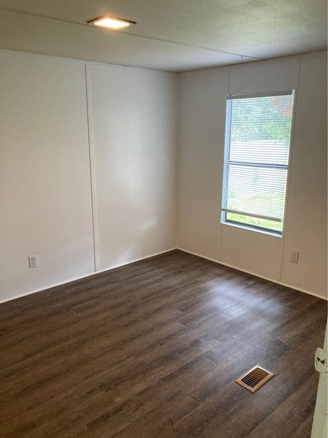 1726 Eagle Bay Ln in Navarre, FL - Building Photo - Building Photo