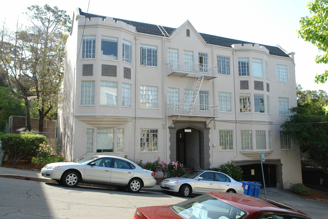 2340 Le Conte Ave in Berkeley, CA - Building Photo